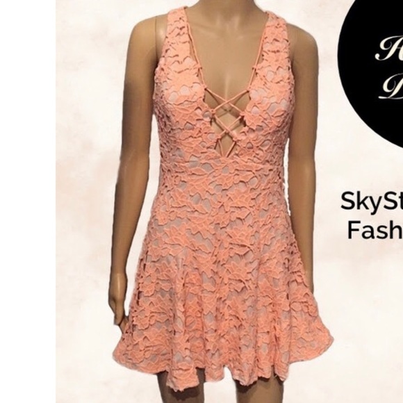 💛HOST PICK💛 Lace Up Peach Dress - Picture 1 of 3